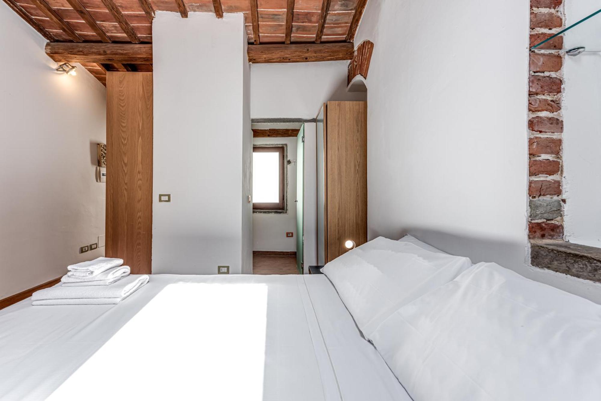 San Niccolo Tower Flat - Sweet Dreams In Apartahotel